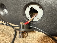 Highly satisfying rear connection gasket