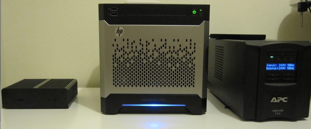 Server with UPS